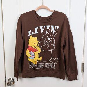 Disney | Brown Winnie the Pooh "Livin' Bother Free" Graphic Sweatshirt Size Med